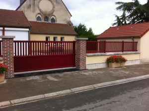 Garde-corps, clôture de maison, menuiserie Frérot à Sézanne dans la Marne, 51